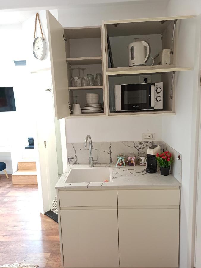 Boutique 22 Guest Rooms ไฮฟา ภายนอก รูปภาพ